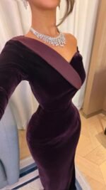 ⁦فستان مخمل كوري⁩ - الصورة ⁦2⁩