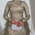 فستان من خامه دانتيل فرنسي وتل تيواني