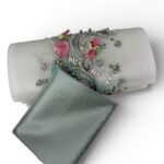 بانو تركيب ورود مطرز