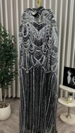 فستان تول مطرّز بالكريستال PR