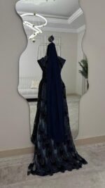 ⁦فستان سهرة ملكي مطرّز⁩ - الصورة ⁦4⁩