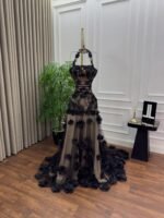 ⁦فستان لُؤلُؤ⁩ - الصورة ⁦3⁩