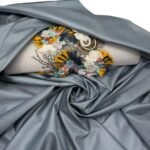 ⁦بانو تطريز ملكي فاخر – قطعة استثنائية للتصاميم الراقية⁩ - الصورة ⁦2⁩