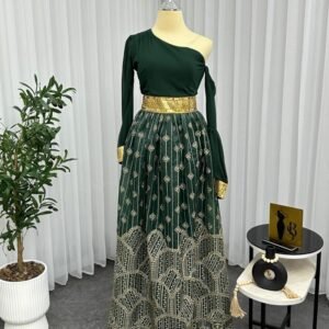 فستان كريب فاخر بتطريز ذهبي PR