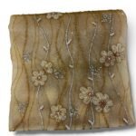 ⁦قطعة تطريز ورود مخملية⁩ - الصورة ⁦3⁩