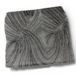 ⁦قطعة قماش تول مطرز بنقوش هندسية – رمادي 3متر⁩ - الصورة ⁦4⁩