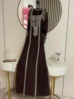 ⁦فستان باربي وتل مطرز كمبيوتر⁩ - الصورة ⁦2⁩