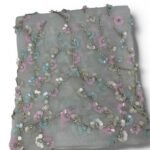 ⁦قطعة مطرزة بشك يدوي وترتر ملوان 3متر⁩ - الصورة ⁦3⁩