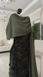 فستان تل على ورود