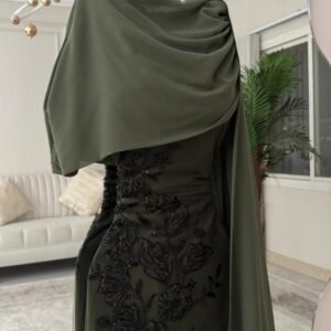 فستان تل على ورود