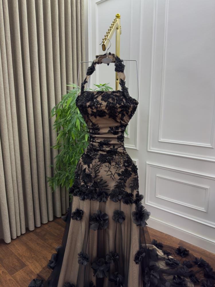 فستان لُؤلُؤ - الصورة 1