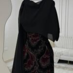 فستان سهرة فاخر من القطيفة الكورية بتطريز راقٍ