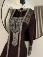 ⁦فستان باربي وتل مطرز كمبيوتر⁩ - الصورة ⁦3⁩