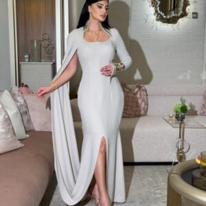 فستان باربي وتطريز يدوي