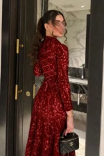 ⁦فستان دانتيل فرانسي⁩ - الصورة ⁦2⁩