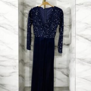 فستان جوخ بصدرية مطرزة