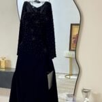 ⁦فستان جوخ بصدرية مطرزة⁩ - الصورة ⁦3⁩