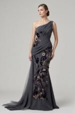 بانو تول مطرز فاخر – تطريز يدوي كريستال