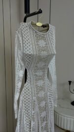 "فستان دانتيل "