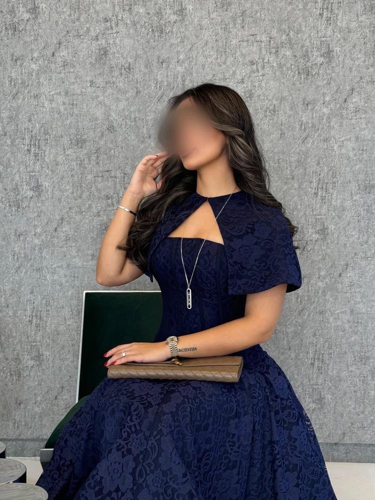 7ec75fdf-04aa-48c2-b653-4bf6fff007c0-750x1000-Wrx2WsKSuW49Fyao14dK35b6vFjQ20R2QmUUAJiA.jpg فستان من خامة خامه لينين هندي - الصورة 1