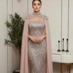 فستان سهرة ذهبي لامع مع كاب شيفون