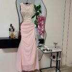 فستان شيفون بصدرية مطرزة وبطانة باربي