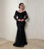 ⁦فستان سهرة أسود فاخر بقصة ميرميد⁩ - الصورة ⁦2⁩