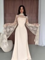 "فستان باربي ودانتيل "