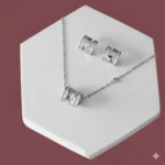 طقم زركون فاخر نسائي – سلسال وحلق أنيق لجميع المناسبات