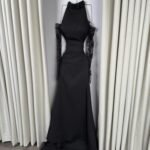 "فستان باربي وادنتيل "