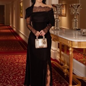 فستان مخمل خوري مع دانتيل فرنسي