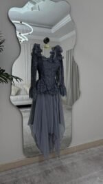 ⁦"فستان دانتيل وشيفون فاخر "⁩ - الصورة ⁦3⁩