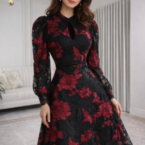 فستان دانتيل وورود