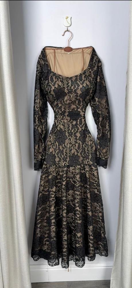 ea84ec73-4af2-4771-9138-6afa9988eed4-460x1000-c78KAPIFC0HHg4neH2z3Utc2aJDcfQacmSBN3YGN.jpg فستان دانتيل فرنسي - الصورة 1