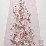 ⁦بانو تول فاخر مطرز ثلاثي الأبعاد – سحر الأزرق الملكي⁩ - الصورة ⁦2⁩