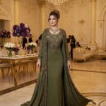 فستان سهرة فاخر بتطريز ملكي