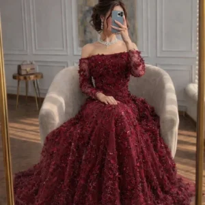 فستان سهرة عنابي فاخر