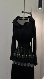 ⁦فستان سهرة أسود فاخر⁩ - الصورة ⁦3⁩