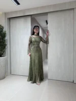 ⁦فستان "الزبرجد الأخضر"⁩ - الصورة ⁦2⁩