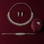 طقم سلسلة الزهرة الملكية الفاخر