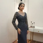 فستان سهرة أسود فاخر بأكمام طويلة