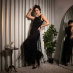 فستان سهرة أسود فاخر براق